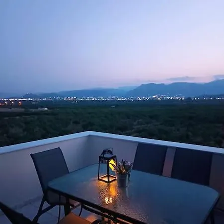 Enchanting Mycenae - Your Greek Retreat Apartment *