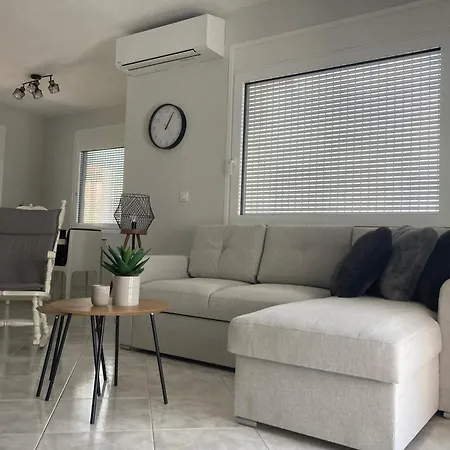 Enchanting Mycenae - Your Greek Retreat Apartment